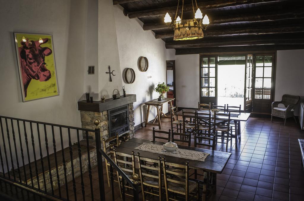 הוילה Peramea Casa Parramon מראה חיצוני תמונה